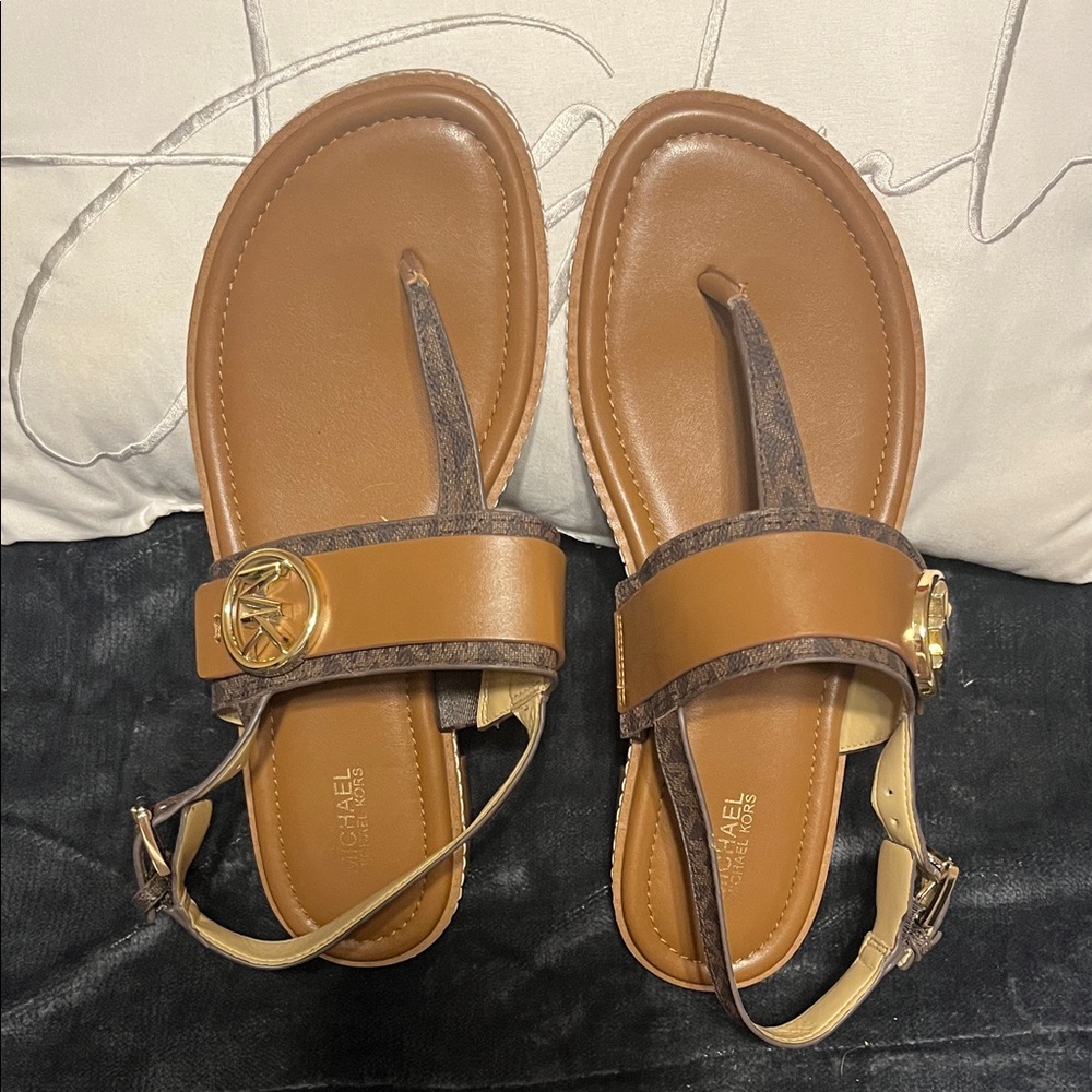 Michael Kors Gold and Brown Women's Sandals 8.5M Worn one time